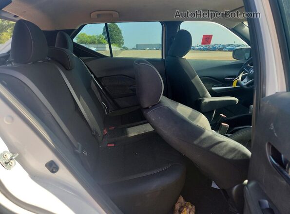 3N1CP5CU9JL514280 2018 NISSAN KICKS Белый Вид задних сидений