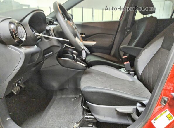 3N1CP5CU9KL564937 2019 NISSAN KICKS Red Vista interior delantera