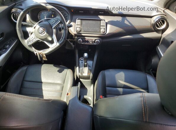 3N1CP5CUXKL565904 2019 NISSAN KICKS White Вид панелі приладів