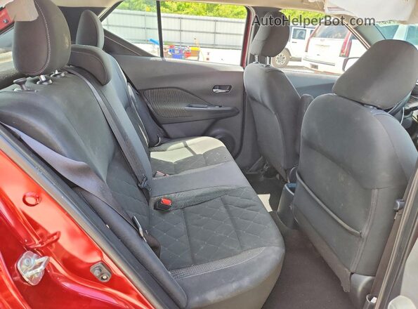 3N1CP5CV0LL506063 2020 NISSAN KICKS Red Widok wnętrza z tyłu