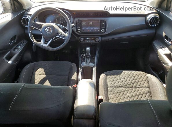 3N1CP5CV0ML469646 2021 NISSAN KICKS Gray Widok deski rozdzielczej