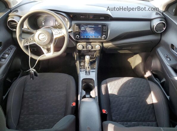 3N1CP5CV0RL560312 2024 NISSAN KICKS Черный Вид панели приборов