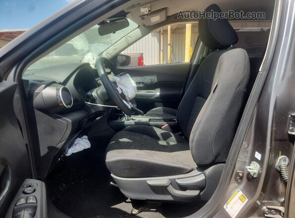 3N1CP5CV1PL556024 2023 NISSAN KICKS Gray Вид салону спереду