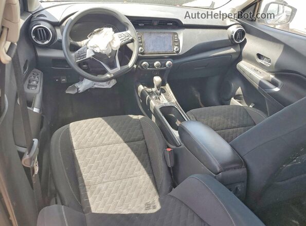 3N1CP5CV1RL544975 2024 NISSAN KICKS Gray Widok deski rozdzielczej
