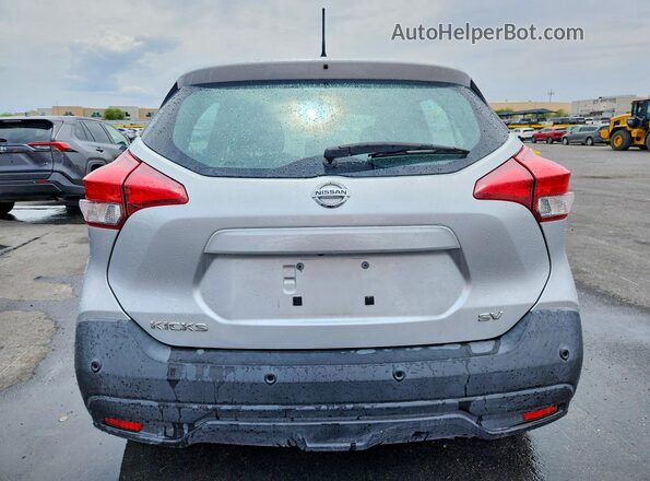 3N1CP5CV2LL517730 2020 NISSAN KICKS Серебряный Вид сзади
