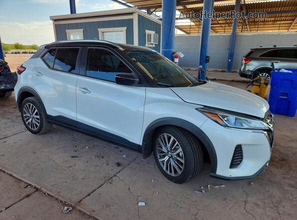 3N1CP5CV2ML506812 2021 NISSAN KICKS White Delantero derecho