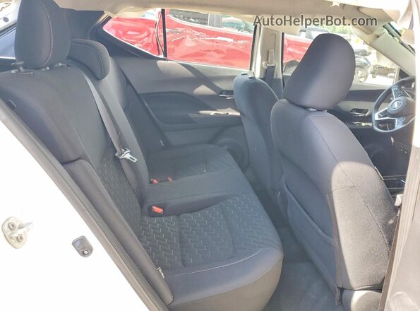 3N1CP5CV2ML529183 2021 NISSAN KICKS White უკანა სავარძლების ხედი