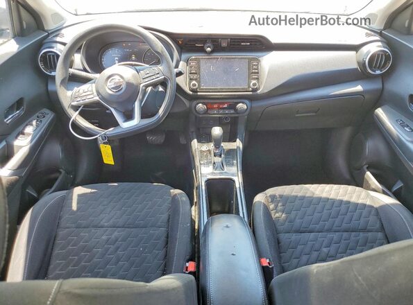3N1CP5CV3ML500601 2021 NISSAN KICKS Gray Dashboard view