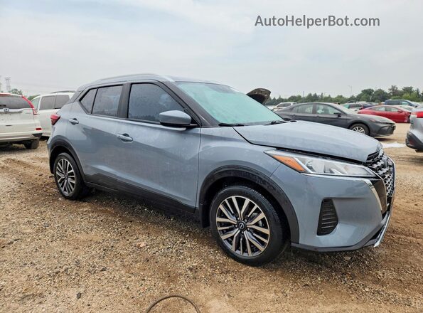 3N1CP5CV3RL470975 2024 NISSAN KICKS Silver Przód prawy