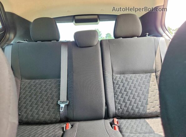 3N1CP5CV4ML490404 2021 NISSAN KICKS Gray Rear seats view