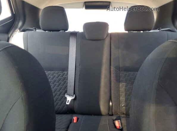3N1CP5CV4ML531078 2021 NISSAN KICKS White Rear seats view