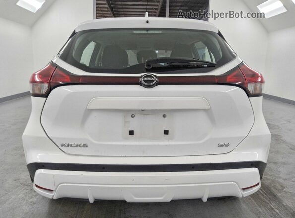3N1CP5CV4NL505775 2022 NISSAN KICKS White Vista trasera