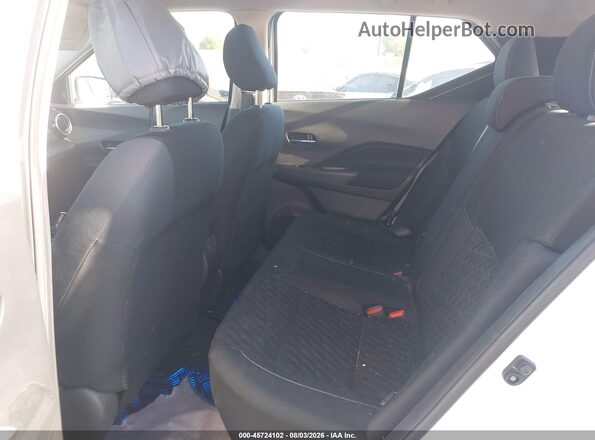 3N1CP5CV4PL512728 2023 NISSAN KICKS White Widok naklejki z numerem VIN