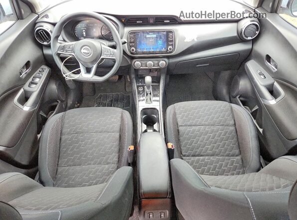 3N1CP5CV4PL563727 2023 NISSAN KICKS White Вид панелі приладів