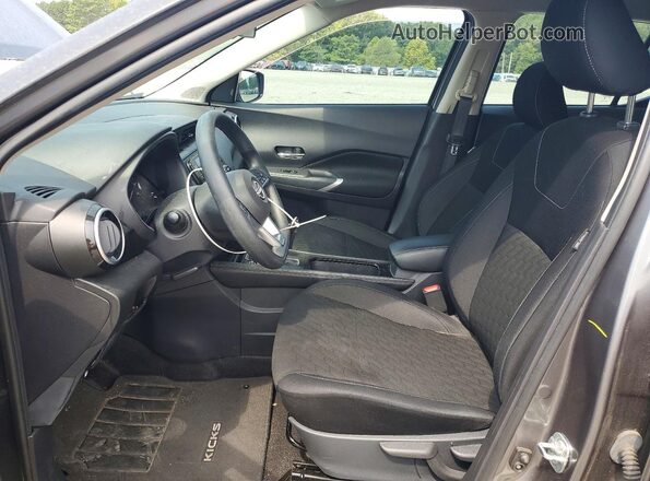 3N1CP5CV4RL484867 2024 NISSAN KICKS Gray Vista interior delantera