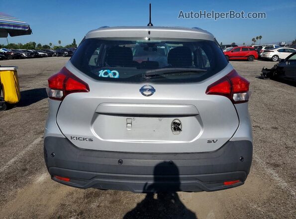 3N1CP5CV5LL486232 2020 NISSAN KICKS Silver Вид ззаду