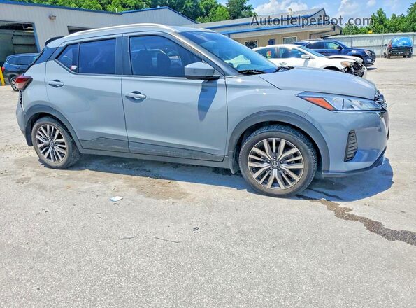 3N1CP5CV5ML497930 2021 NISSAN KICKS Серый Передняя правая четверть