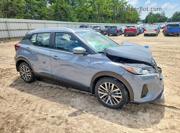 3N1CP5CV5PL524970 2023 NISSAN KICKS Серый Передняя правая четверть