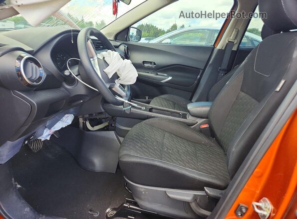 3N1CP5CV6NL523582 2022 NISSAN KICKS Orange Widok wnętrza z przodu