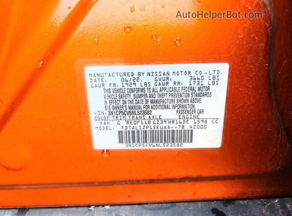 3N1CP5CV6NL523582 2022 NISSAN KICKS Orange Widok naklejki z numerem VIN