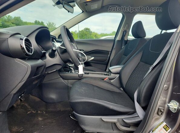 3N1CP5CV6RL545619 2024 NISSAN KICKS Gray Vista interior delantera