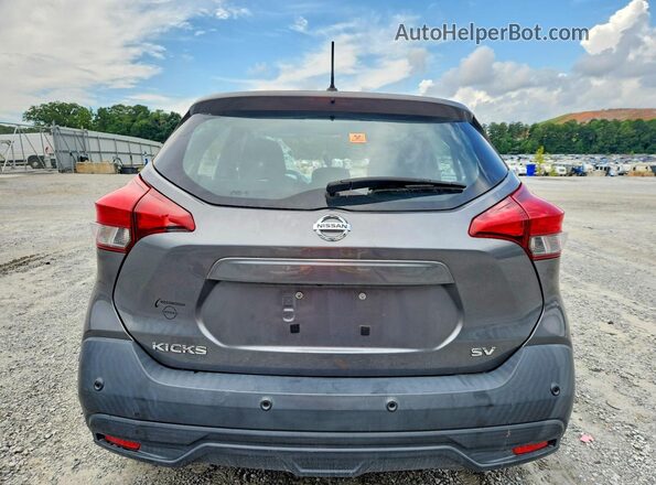 3N1CP5CV7LL567944 2020 NISSAN KICKS Gray Widok z tyłu