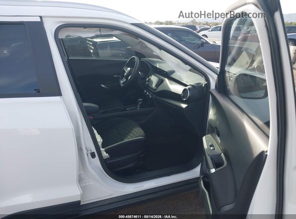 3N1CP5CV7PL498775 2023 NISSAN KICKS White Սալոնի դիմացի տեսք