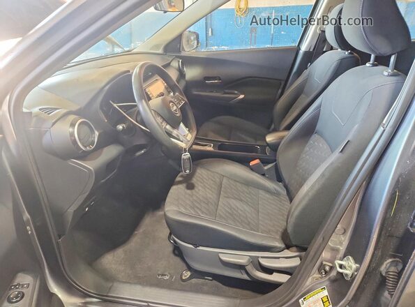 3N1CP5CV7PL504798 2023 NISSAN KICKS Gray Front interior view