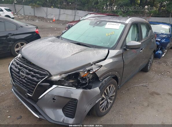 3N1CP5CV7PL562524 2023 NISSAN KICKS Gray Առջևի ձախ երեք քառորդ տեսարան