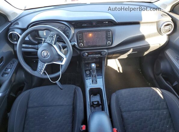 3N1CP5CV8ML534114 2021 NISSAN KICKS Gray Вид панелі приладів