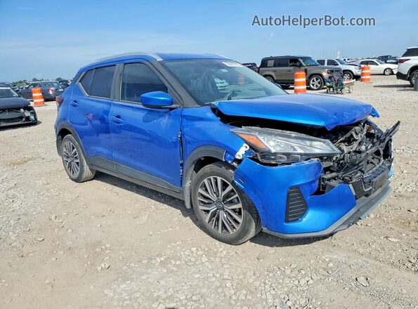 3N1CP5CV8NL528900 2022 NISSAN KICKS Синий Передняя правая четверть