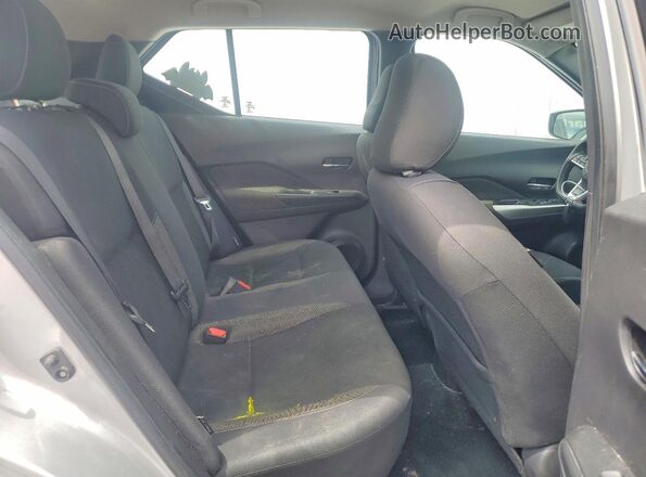 3N1CP5CV9LL508796 2020 NISSAN KICKS Silver Widok wnętrza z tyłu