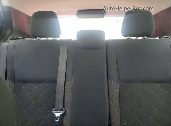 3N1CP5CV9LL508796 2020 NISSAN KICKS Silver Widok tylnych siedzeń