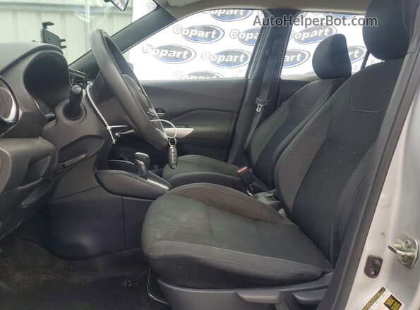 3N1CP5CV9LL508796 2020 NISSAN KICKS Silver Widok wnętrza z przodu