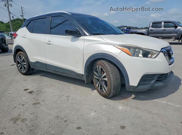 3N1CP5CV9LL519197 2020 NISSAN KICKS Белый Передняя правая четверть
