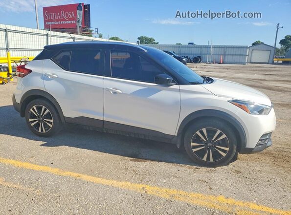 3N1CP5CV9LL521998 2020 NISSAN KICKS White Delantero derecho