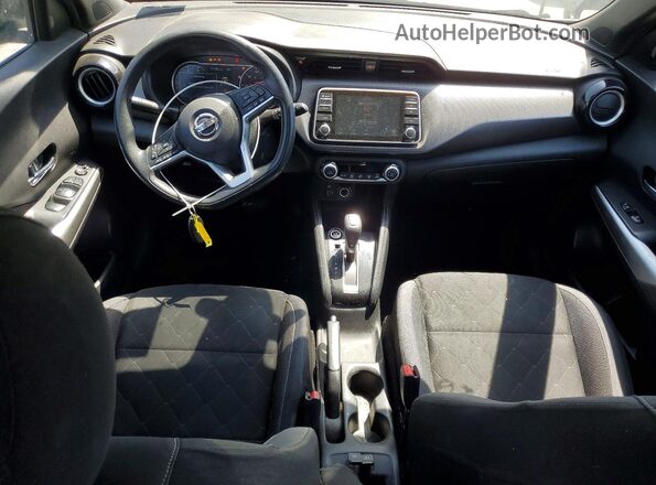 3N1CP5CVXLL506040 2020 NISSAN KICKS Черный Вид панели приборов