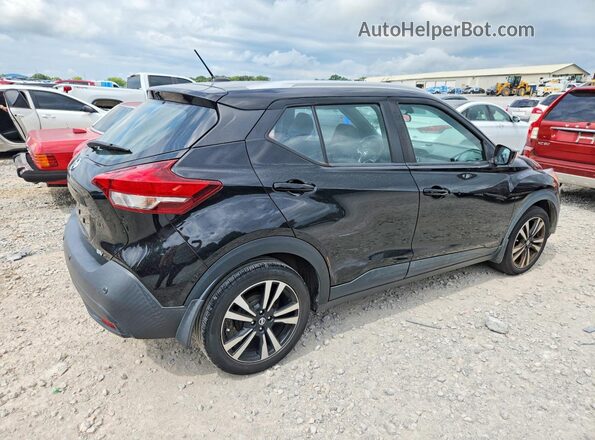 3N1CP5CVXLL524070 2020 NISSAN KICKS Черный Передняя правая четверть