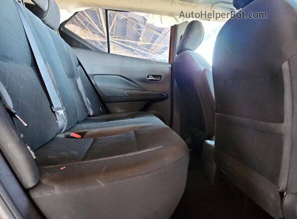 3N1CP5CVXLL529642 2020 NISSAN KICKS Оранжевый Вид задней части салона