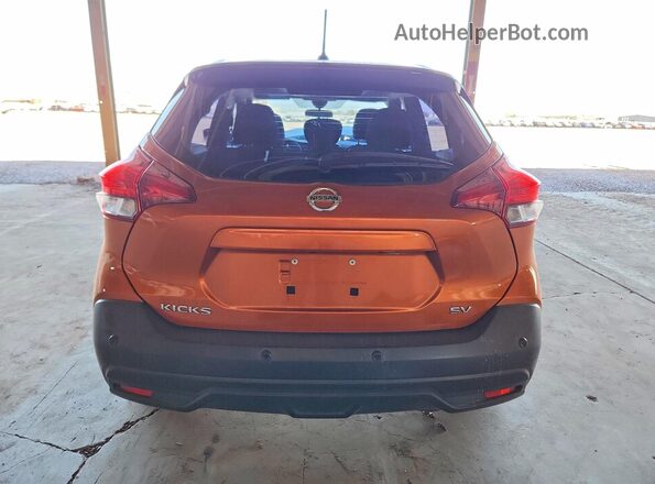 3N1CP5CVXLL529642 2020 NISSAN KICKS Оранжевый Вид сзади