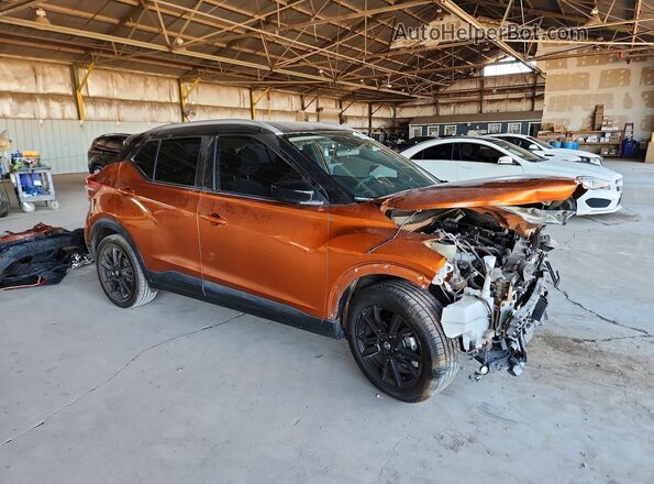 3N1CP5CVXLL529642 2020 NISSAN KICKS Оранжевый Передняя правая четверть