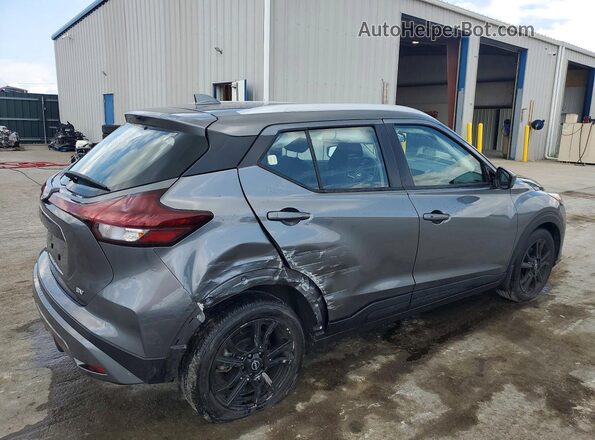 3N1CP5CVXPL571993 2023 NISSAN KICKS Серый Задняя правая четверть