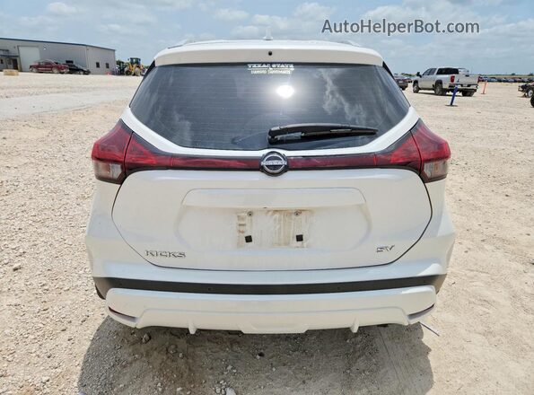 3N1CP5CVXRL493797 2024 NISSAN KICKS White Widok z tyłu