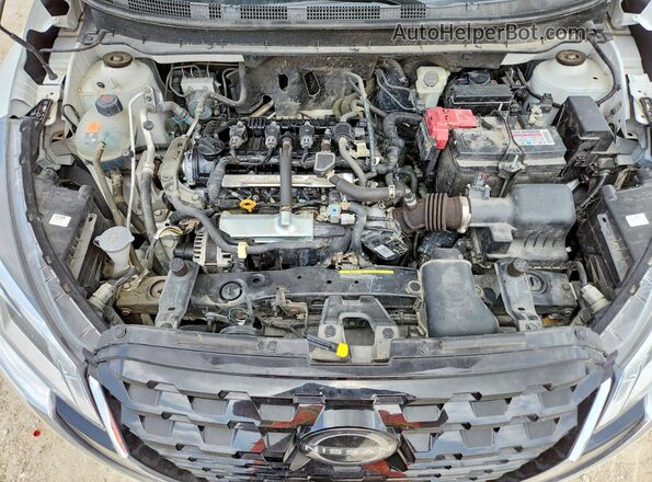 3N1CP5CVXRL493797 2024 NISSAN KICKS White Widok komory silnika
