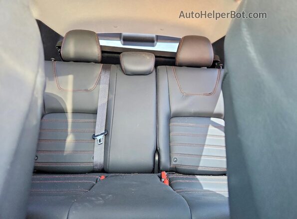 3N1CP5DV0LL542429 2020 NISSAN KICKS Серебряный Вид задних сидений