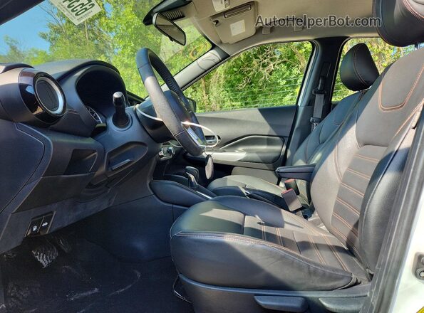 3N1CP5DV0LL558808 2020 NISSAN KICKS White წინა სალონის ხედი