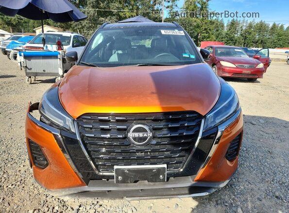 3N1CP5DV1PL498253 2023 NISSAN KICKS Оранжевый Вид спереди