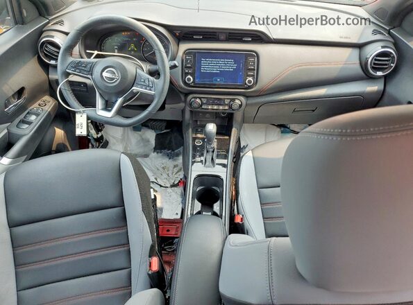 3N1CP5DV1PL536581 2023 NISSAN KICKS Красный Вид панели приборов