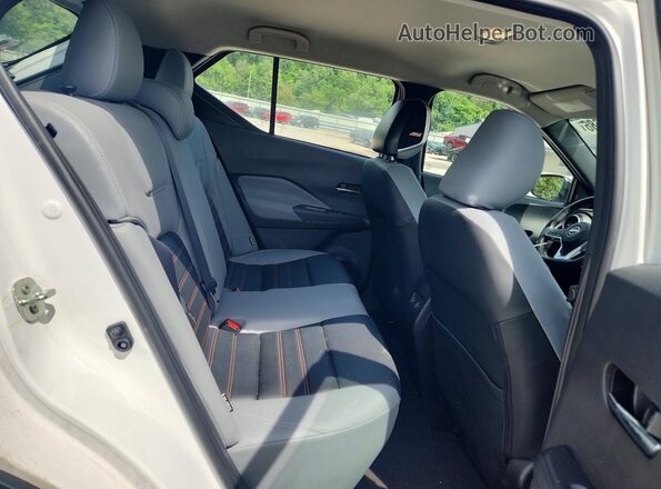 3N1CP5DV1PL539013 2023 NISSAN KICKS White უკანა სალონის ხედი