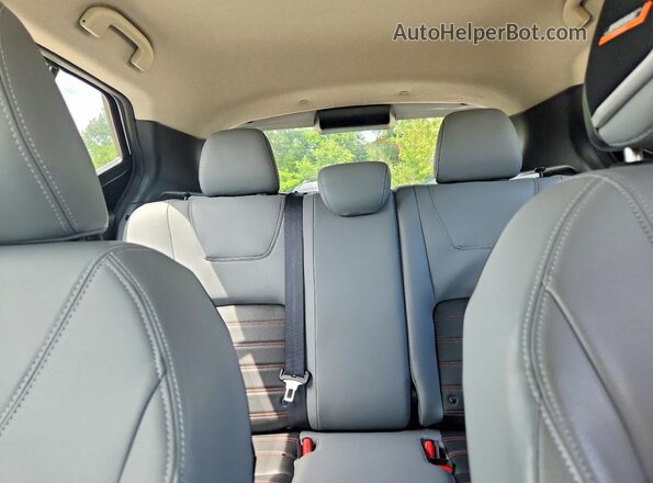 3N1CP5DV1PL539013 2023 NISSAN KICKS White უკანა სავარძლების ხედი